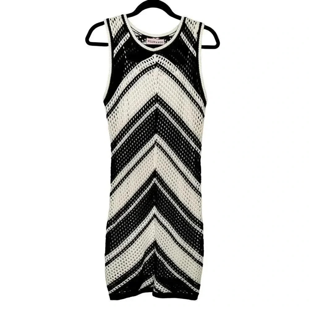 NWT Willow & Wind  Women’s Crochet Dress Chevron Black Ivory Midi Size Large